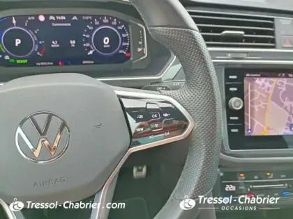 Photo 18 Volkswagen Tiguan  1.4 eHybrid 245ch DSG6 R-Line