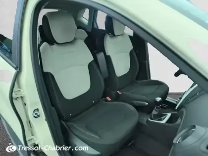 Photo 23 Renault Captur  dCi 110 Energy Intens