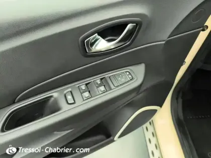 Photo 27 Renault Captur  dCi 110 Energy Intens