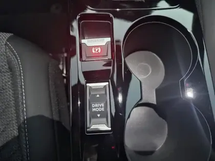 Photo 14 Peugeot 2008  PureTech 130 S&S EAT8 Allure