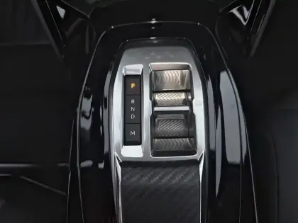 Photo 13 Peugeot 2008  PureTech 130 S&S EAT8 Allure