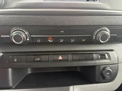 Photo 12 Fiat Scudo  FOURGON 2.0 MULTIJET 145 LONG PRO LOUNGE