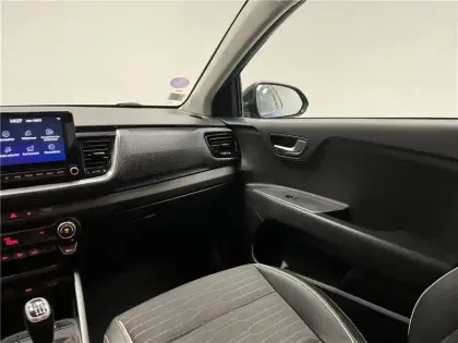 Photo 33 Kia Stonic 1.0 T-GDI 120 CH MHEV BVM6