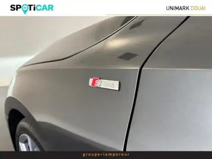 Photo 6 Audi A3  Berline 35 TFSI 150ch Mild Hybrid S line S tronic 7