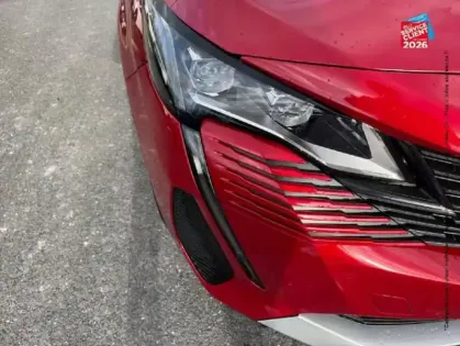 Photo 12 Peugeot 3008  1.5 BlueHDi 130ch S&S GT EAT8