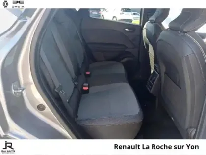 Photo 14 Renault Captur  1.6 E-Tech full hybrid 145ch Techno