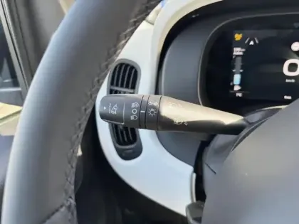 Photo 12 Fiat Panda  Pandina 1.0 65ch BSG S&S Hybrid Cross