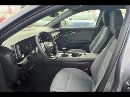 Photo 8 Renault Austral  1.2 TCe mild hybrid advanced 130ch Equilibre