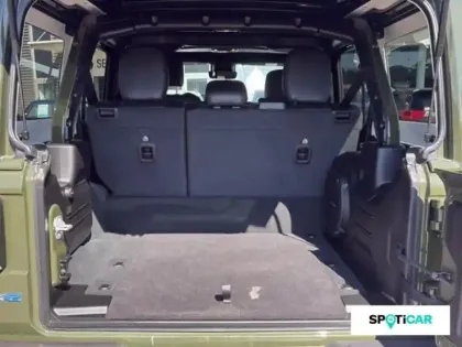 Photo 10 Jeep Wrangler  Unlimited 2.0 T 380ch 4xe Overland Command-Trac MY23