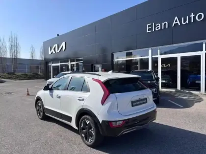 Photo 6 Kia Niro Gén. II Ph1 Active 5
