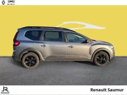 Photo 12 Dacia Jogger  1.6 hybrid 140ch Extreme 7 places -24