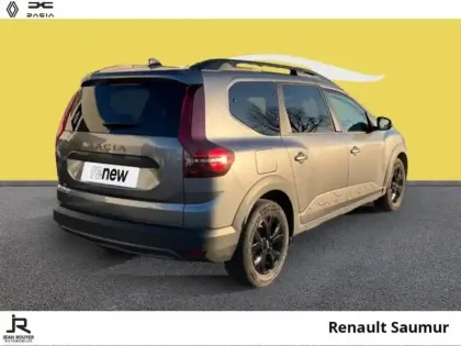 Photo 11 Dacia Jogger  1.6 hybrid 140ch Extreme 7 places -24