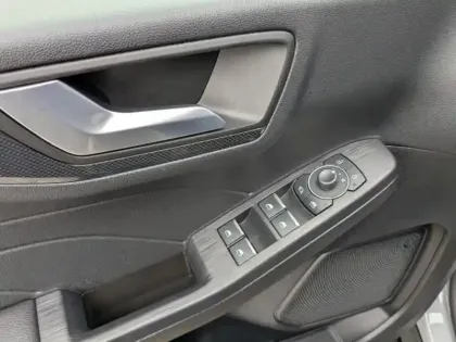 Photo 8 Ford Kuga  2.5 Duratec 190ch FHEV E85 Graphite Tech Edition BVA