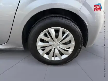 Photo 24 Peugeot 208  1.5 BlueHDi 100ch S/S Active CarPlay