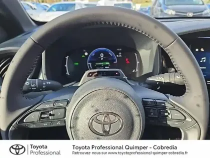 Photo 12 Toyota Aygo  X 116h Graphic