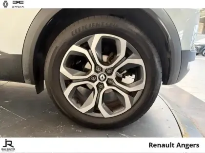 Photo 7 Renault Captur  1.6 E-Tech hybride 145ch Intens -21