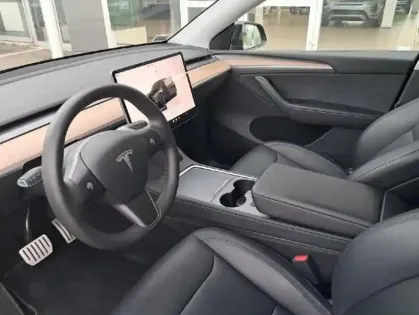 Photo 14 Tesla MODEL Y PERFORMANCE AWD Gén. I Ph1 Performance 5