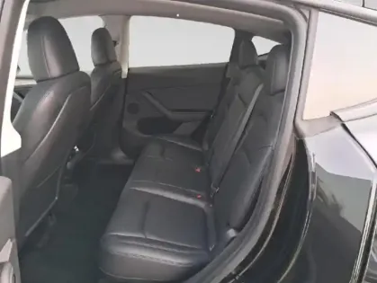 Photo 10 Tesla MODEL Y PERFORMANCE AWD Gén. I Ph1 Performance 5