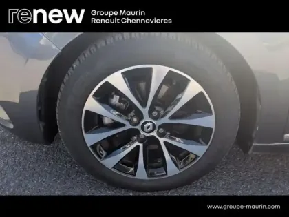 Photo 8 Renault Clio Gén. V (BJA) Ph1 Intens 5