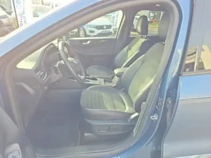 Photo 9 Ford Kuga Gén. III Ph1 ST-Line X 5