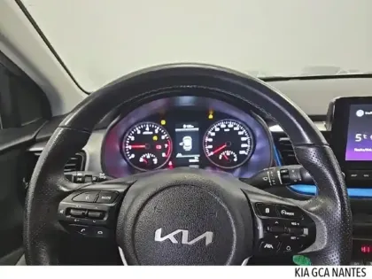 Photo 12 Kia Stonic Gén. I Ph2 Blue Edition 5