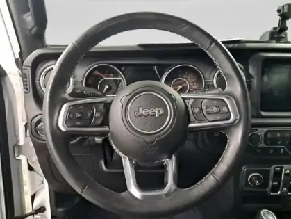 Photo 11 Jeep Wrangler  Unlimited 2.0 T 272ch Sahara Command-Trac BVA8