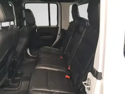 Photo 10 Jeep Wrangler  Unlimited 2.0 T 272ch Sahara Command-Trac BVA8