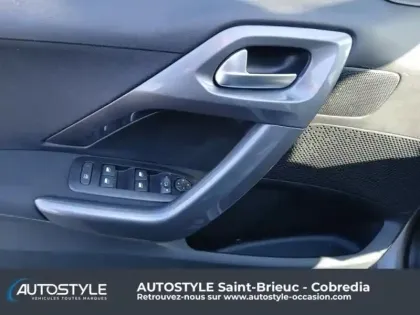 Photo 13 Peugeot 2008  1.2 PureTech 82ch E6.c Style S&S