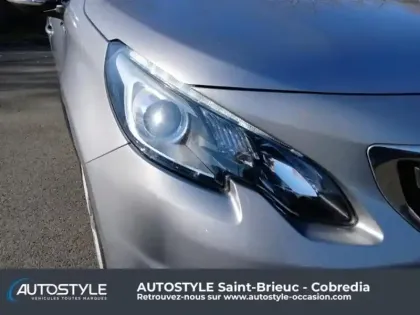 Photo 10 Peugeot 2008  1.2 PureTech 82ch E6.c Style S&S