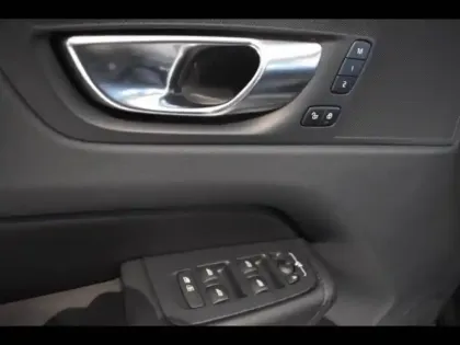 Photo 24 Volvo XC60  T6 AWD 253 + 145ch Plus Style Dark Geartronic