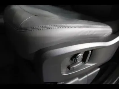 Photo 14 Land rover Defender  110 2.0 P300e PHEV X-Dynamic HSE