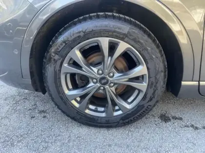 Photo 8 Ford Kuga  2.5 Duratec 190ch FHEV E85 ST-Line Business BVA