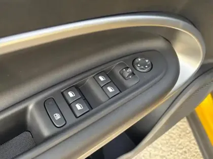 Photo 14 Jeep Avenger  Electrique 156ch 115kW 1st Edition