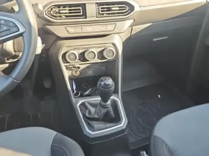 Photo 13 Dacia Jogger  1.0 ECO-G 100ch Extreme+ 7 places