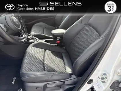 Photo 10 Toyota Yaris  116h Collection 5p MC24