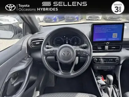 Photo 8 Toyota Yaris  116h Collection 5p MC24