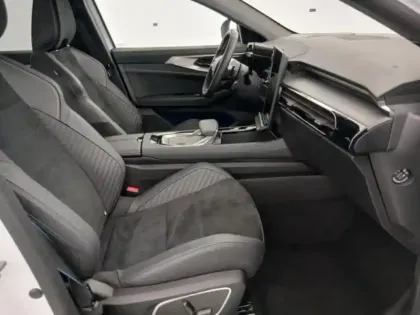 Photo 13 Renault Rafale  1.2 E-Tech full hybrid 200ch esprit Alpine - 25