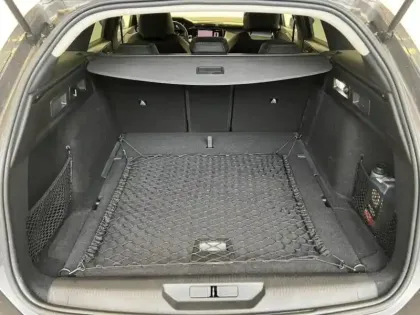 Photo 8 Peugeot 308  SW 1.2 PureTech 130ch S&S Allure Pack EAT8