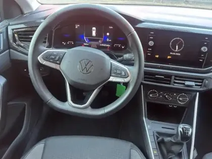 Photo 10 Volkswagen Polo  1.0 TSI 95ch VW Edition