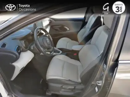 Photo 10 Toyota Yaris  116h Iconic 5p MY22