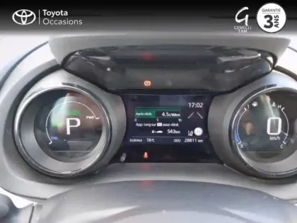 Photo 13 Toyota Yaris  116h Iconic 5p MY22