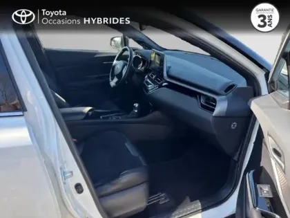 Photo 5 Toyota C-HR  122h Collection 2WD E-CVT RC18