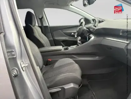 Photo 19 Peugeot 3008  1.2 PureTech 130ch S&S Style