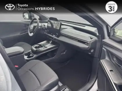 Photo 8 Toyota C-HR + 224ch 77kWh Design Grande Autonomie