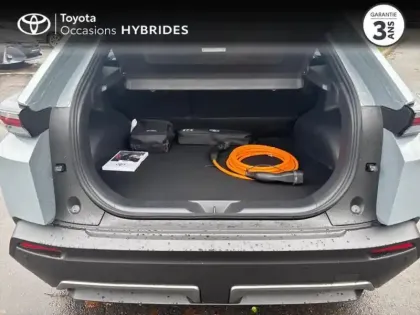 Photo 12 Toyota C-HR + 224ch 77kWh Design Grande Autonomie