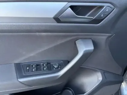 Photo 12 Volkswagen T-roc  1.0 TSI 110ch Life