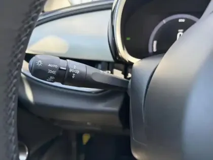 Photo 12 Fiat 600  1.2 Hybrid Turbo 110ch La Prima eDCT6