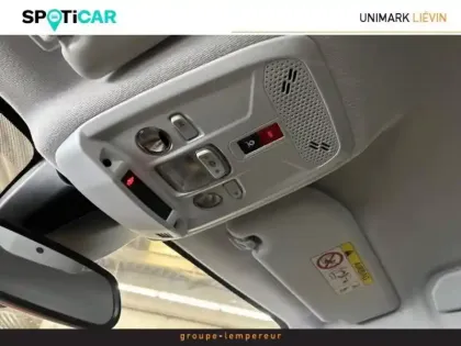 Photo 14 Peugeot 208  1.2 Hybrid 100ch Allure e-DCS6