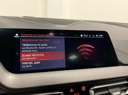 Photo 10 BMW Serie 1 Gén. III (F40) Ph1 M 5