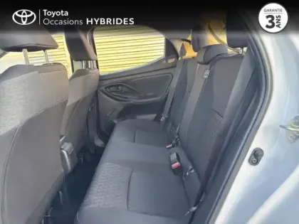 Photo 11 Toyota Yaris  116h Dynamic 5p